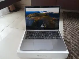 MacBook Pro i7 | RAM 32GB | SSD 2TB | Like New | Fullset Box | Windows