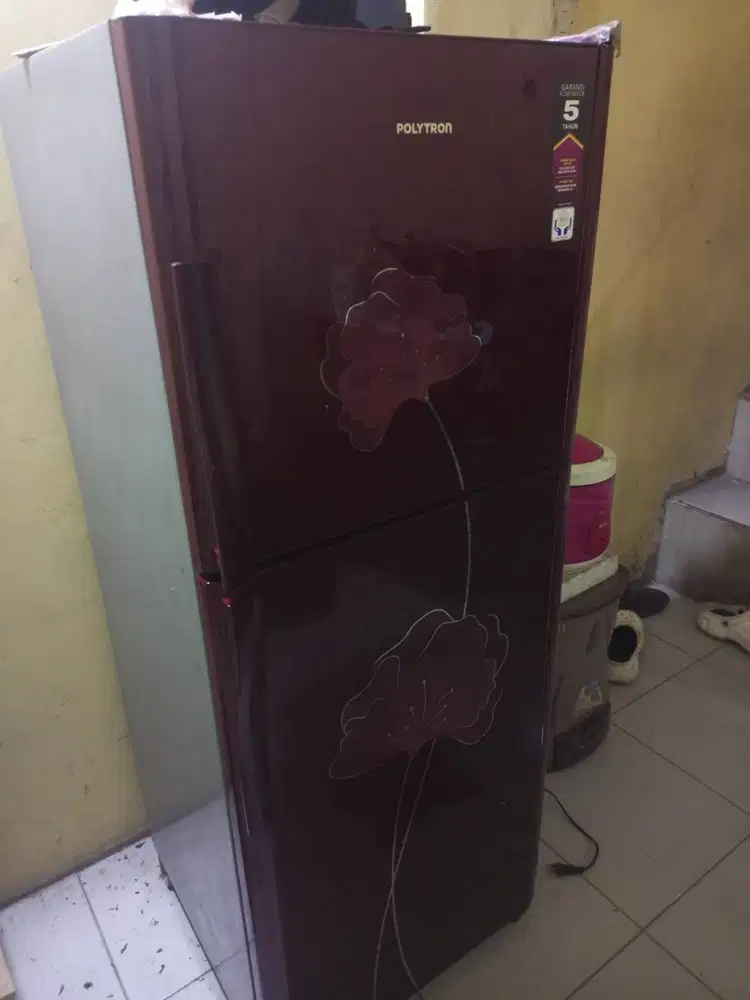 Di Jual Kulkas Polytron