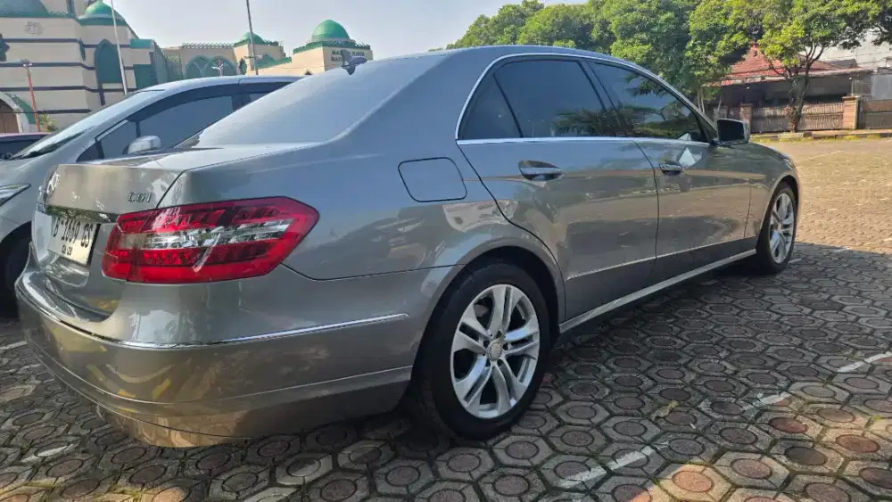 Di Jual  Mercedes Benz  E250  2012