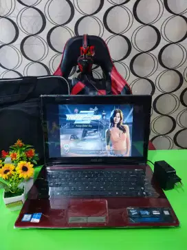 ASUS K43E-04 Spesial Edition Merah Meriah [RAM 8GB/SSD]
