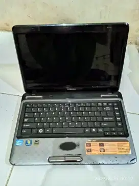 Laptop Toshiba Satellite L745 Core i3 / Ram 4GB / HDD 500GB siap pakai