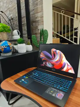 Laptop MSI Cyborg 15 RTX4050 I5 x rog tuf victus msi nitro