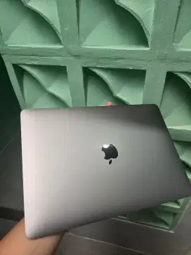 Macbook Air M1 2020 8/256