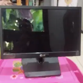 Monitor LG 16M37A 16 inc