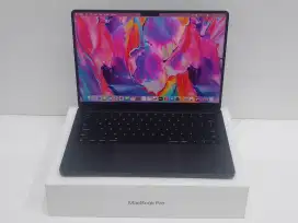 Macbook Pro M4 2024 garansi resmi ibox
Sampai Maret 2026