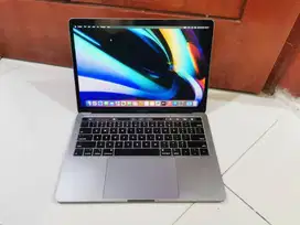 Macbook Pro 2019 Touchbar 13inch Core i5 8GB 256GB