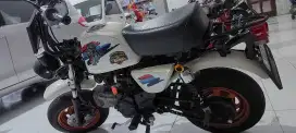 Motor monkey honda dax