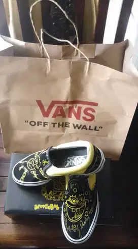 FS Vans x Spongebob Skate Slip On Pro Mike Gigliotti Black Yellow