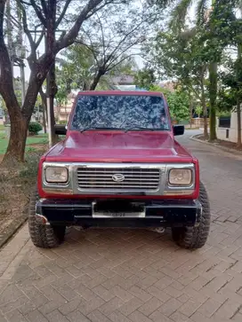 Feroza Offroad  merah menawan