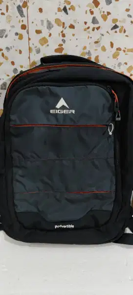 Tas Eiger Podvertible Preloved Like new