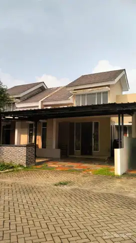 Rumah Mewah dengan Desain Elegan ! 3440CU