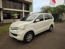 Avanza E AT Matic 2014 Cash!!!