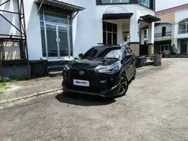 Like New - TOYOTA YARIS CROSS 1.5 S GR HV TSS HYBIRD A/T 2023 HITAM