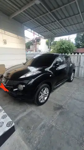 JUAL CEPAT NISSAN JUKE 1.5 A/T HITAM