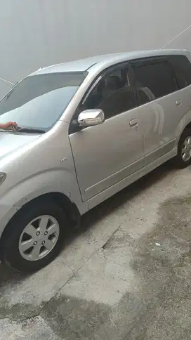 Toyota Avanza 2010 Bensin