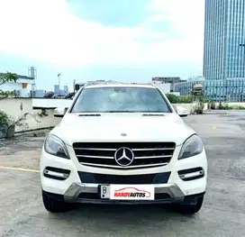 Mercedes Benz ML350 AMG Sunroof Tahun 2012 Automatic Putih Metalik