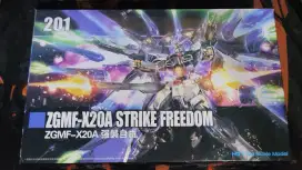 HGCE 1/144 STRIKE FREEDOM GUNDAM BOOTLEG