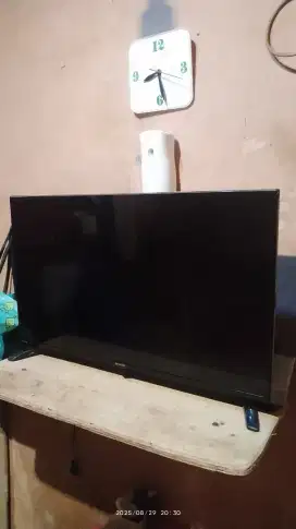 TV LCD AQUOS 32 in