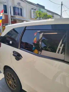 Toko khusus pasang kaca film mobil harga murah