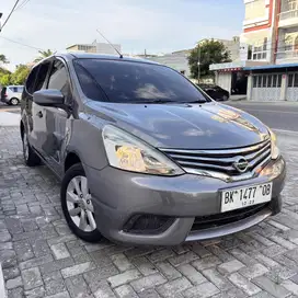 Nissan Grand Livina Sv 2014 A/T