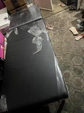 Dijual Bed Facial , Massages ( Ada bantalan kepala )