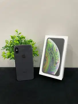 IPhone XS 256GB Gray mulus Fullset BH 88% Sinyal Permanent