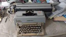 Mesin Tik Olivetti linea 98 JaduL