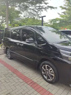 Toyota Voxy 2018 Bensin