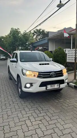 Toyota Hilux 2017 Double Cabin