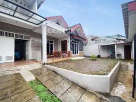 Rumah Siap Huni, Luas, Nyaman Di Ciracas Jakarta Timur S9006