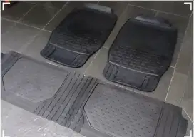 Carfit Set Karpet Mobil 3pcs - Hitam