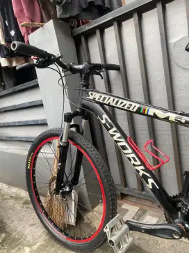 Sepeda mtb specialized s-work m5