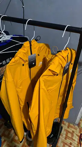 Jaket Gunung CARUMBY seri MANTA 3 layer waterproof