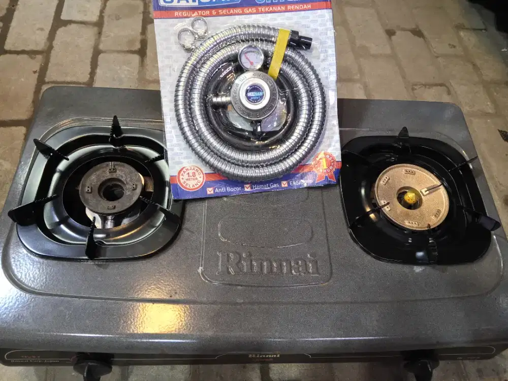 Dijual Kompor Rinnai 2 tungku lengkap dengan selang regulator