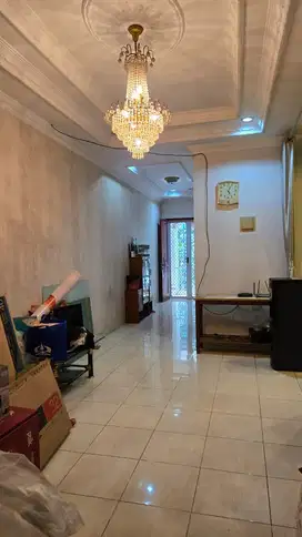 Jual Cepat! Rumah Siap Huni 2 Lantai di Janur Hijau, 6x20 – Harga Nego