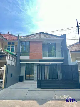 Rumah baru modern lebar 7 di Pantai Mentari