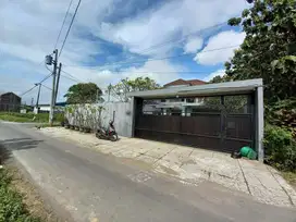 Rumah luas nyaman siap huni dekat bandara solo