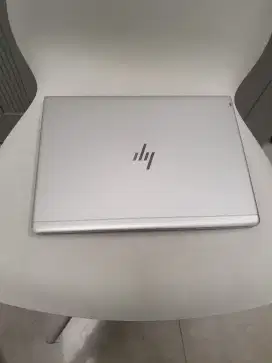 Laptop HP Elitebook 830 G5 I7 RAM 16Gb SSD 512Gb