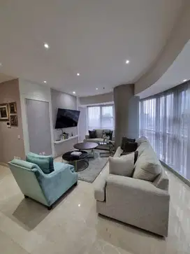 MURAH BENERAN APARTEMEN MEWAH ONE ICON 3 BR LANTAI RENDAH
