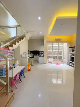 BAGUS TERAWAT SEMI FURNISH RUMAH MULYOSARI HANYA 1Man