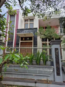 (SALE) RUMAH BATUNUNGGAL MULIA, BANDUNG, POSISI STRATEGIS, HARGA MURAH