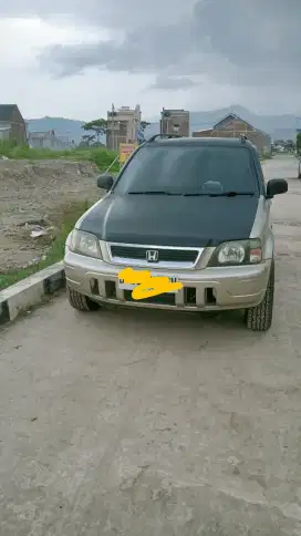 Dijual CRV tahun 2001
