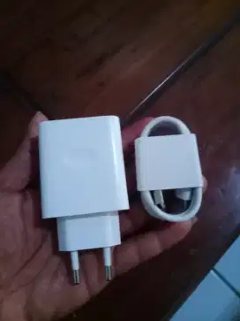 Dijual carger Oppo A57 new, ori  kondisi masih baru