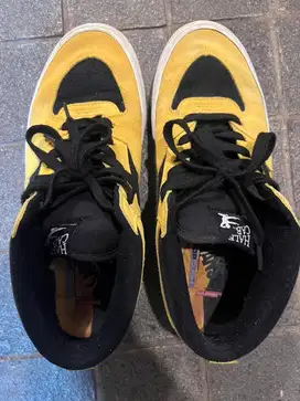 [SECOND] VANS X BRUCE LEE HALF CAB PRO SKATE BLACK YELLOW