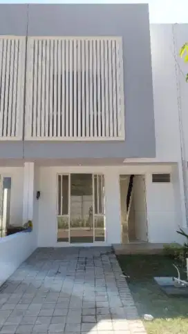Dijual rumah 2 lantai minimalis