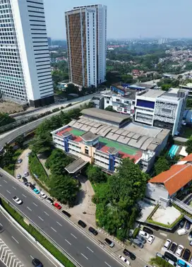 JUAL BANGUNAN KOMERSIL STRATEGIS 4 LANTAI SIAP PAKAI TB SIMATUPANG