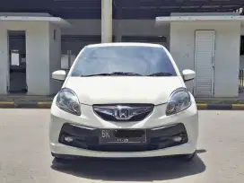Honda brio satya