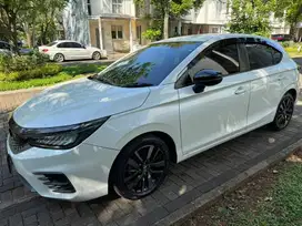 Honda City Hatchback 1.5L RS CVT Matic 2021 Putih Mulus Second