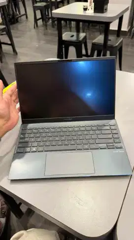 Asus zenbook 14