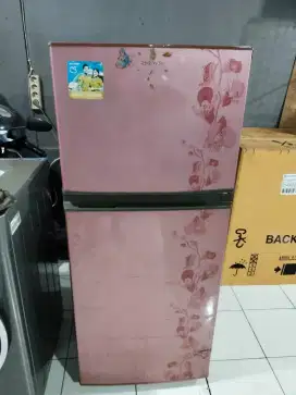 Kulkas Sharp 2 pintu